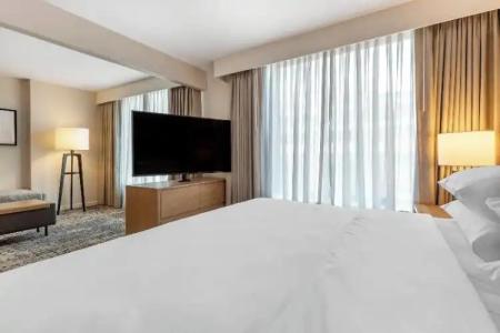 Sheraton Suites Old Town Alexandria - 167