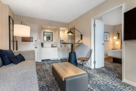 Sheraton Suites Old Town Alexandria - 131