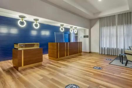 Sheraton Suites Old Town Alexandria - 41