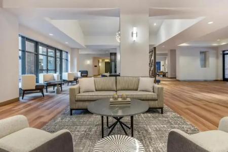 Sheraton Suites Old Town Alexandria - 49