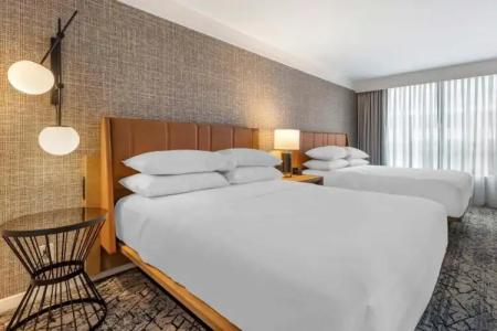 Sheraton Suites Old Town Alexandria - 110