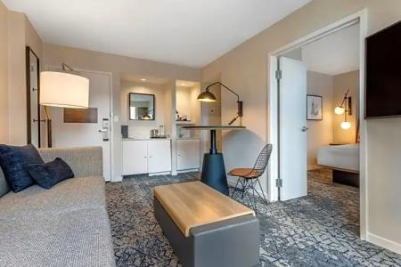 Sheraton Suites Old Town Alexandria - 117