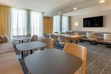 Sheraton Suites Old Town Alexandria - 140