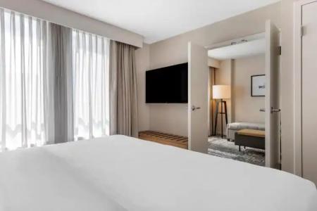 Sheraton Suites Old Town Alexandria - 157