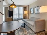 1 Bedroom Club Suite