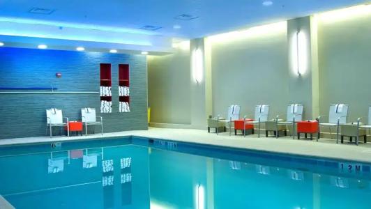 Embassy Suites by Hilton Alexandria Old Town - 19