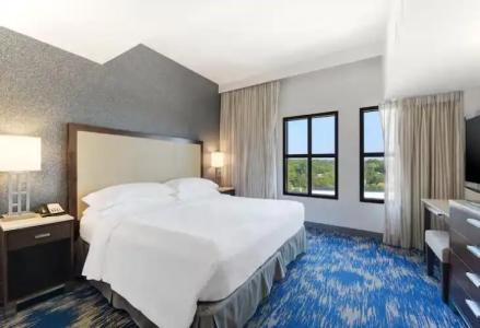 Embassy Suites by Hilton Alexandria Old Town - 46