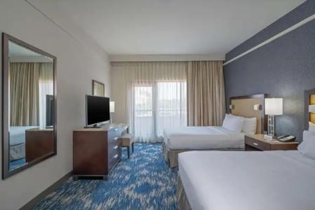 Embassy Suites by Hilton Alexandria Old Town - 2