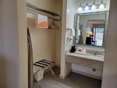 Twin Star Lodge - 22