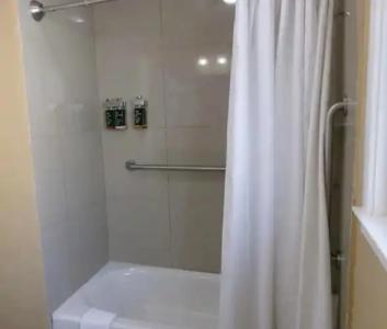 Carmel Wayfarer Inn - 21