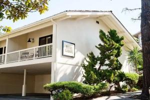 Hotel Carmel, Carmel