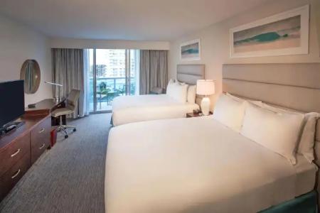 DoubleTree Resort Hollywood Beach - 38