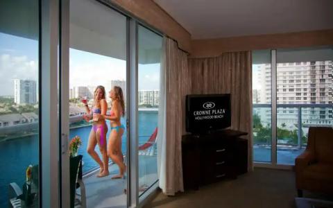 DoubleTree Resort Hollywood Beach - 34