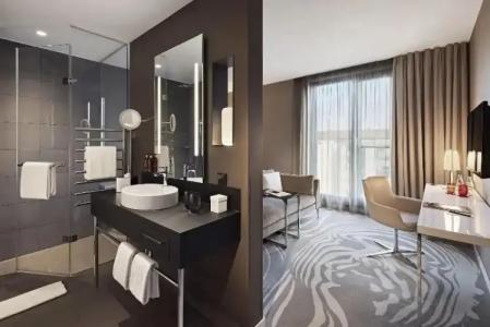 LÉGÈRE Bielefeld - 76