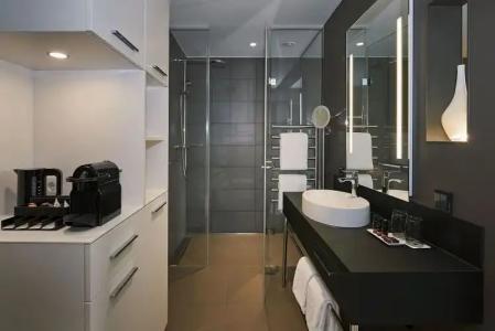 LÉGÈRE Bielefeld - 8