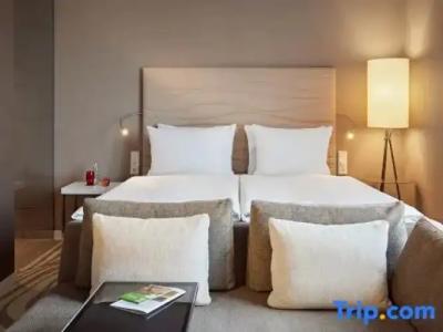 LÉGÈRE Bielefeld - 63