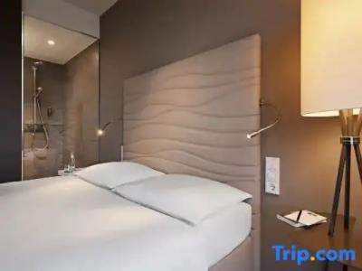 LÉGÈRE Bielefeld - 67