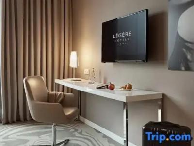 LÉGÈRE Bielefeld - 69