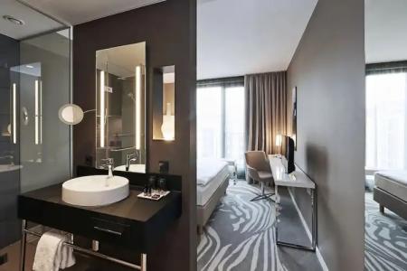 LÉGÈRE Bielefeld - 44