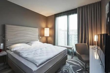 LÉGÈRE Bielefeld - 33