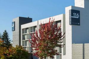 Hotel 116, A Coast Hotel Bellevue, Bellevue