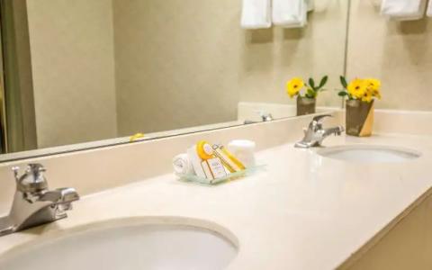 116, A Coast Bellevue - 59