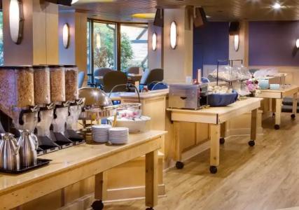 116, A Coast Bellevue - 21