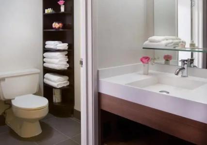 116, A Coast Bellevue - 7