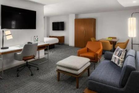 Courtyard by Marriott Seattle Bellevue/Downtown - 65