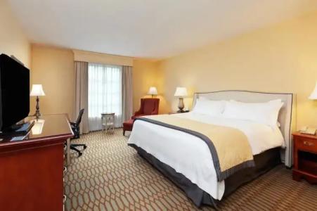 Virginia Crossings, Tapestry Collection by Hilton - 18