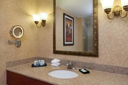 Virginia Crossings, Tapestry Collection by Hilton - 5