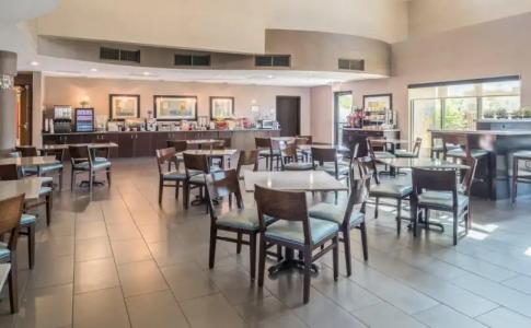 Best Western Plus Las Vegas South Henderson - 31