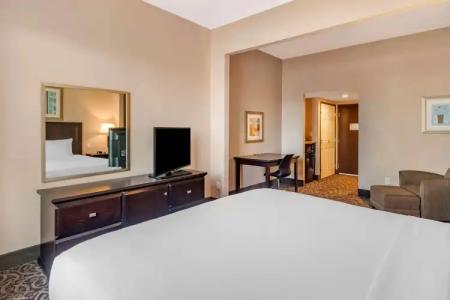 Best Western Plus Las Vegas South Henderson - 3