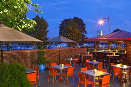 The Royal Sonesta Boston - 14