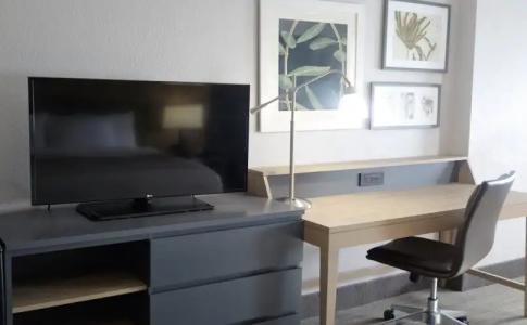 Country Inn & Suites by Radisson, Pigeon Forge South, TN - 4