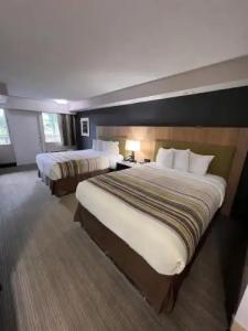 Country Inn & Suites by Radisson, Pigeon Forge South, TN - 45