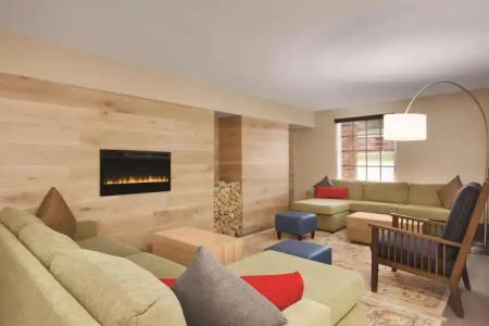 Country Inn & Suites by Radisson, Pigeon Forge South, TN - 23