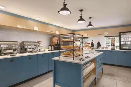 Country Inn & Suites by Radisson, Pigeon Forge South, TN - 25