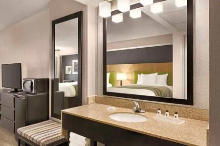 Country Inn & Suites by Radisson, Pigeon Forge South, TN - 60