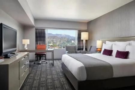 Loews Hollywood - 39