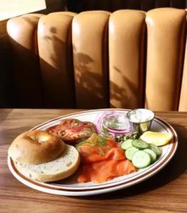 The Adler a Hollywood - 12