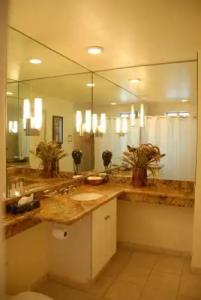 The Adler a Hollywood - 34