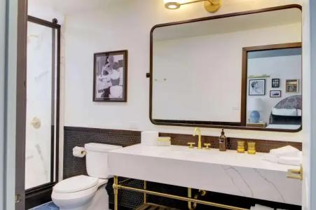 The Adler a Hollywood - 8