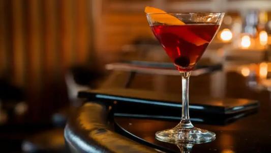 The Adler a Hollywood - 11