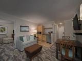 1 Bedroom Suite with balcony and with garden view