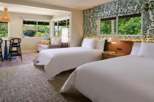 Royal Lahaina Resort & Bungalows, Lahaina