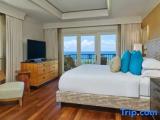 2 Bedrooms Club Suite oceanfront