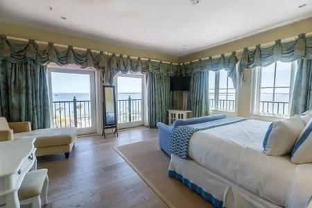 Harborside at Charleston Harbor Resort and Marina - 5