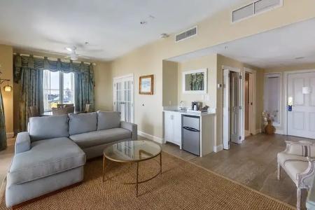 Harborside at Charleston Harbor Resort and Marina - 41