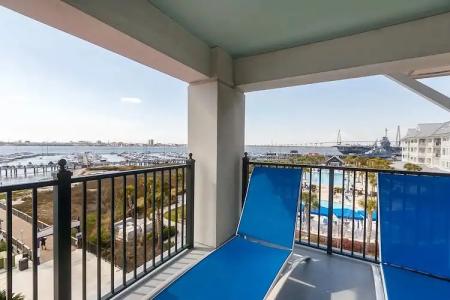 Harborside at Charleston Harbor Resort and Marina - 47